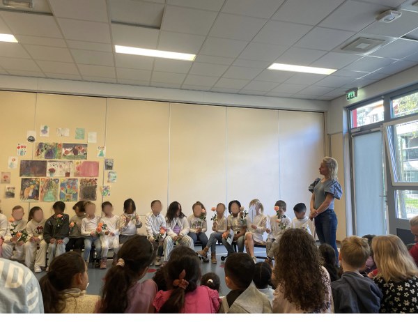 Groep 3 van de Titus Brandsmaschool in the spotlights